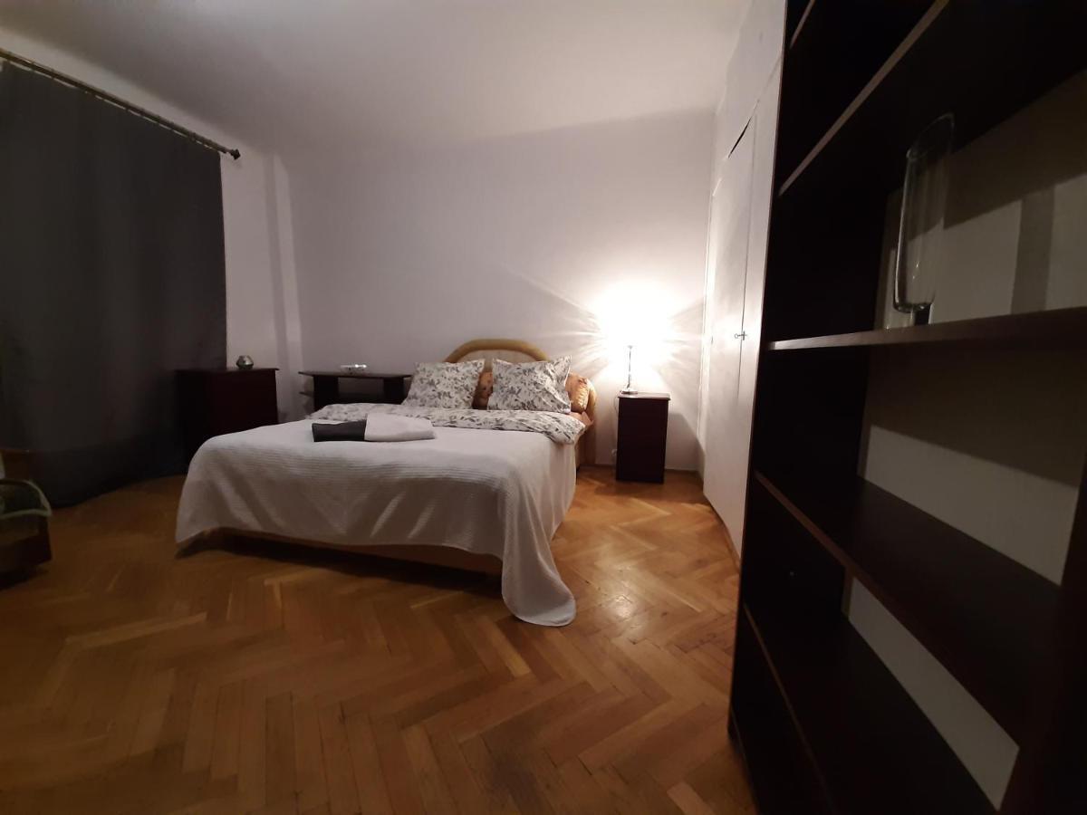 Rooms In Centrum Varsovia Exterior foto